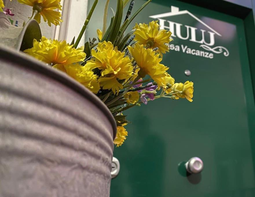 Hulu Apartment Савона Екстериор снимка